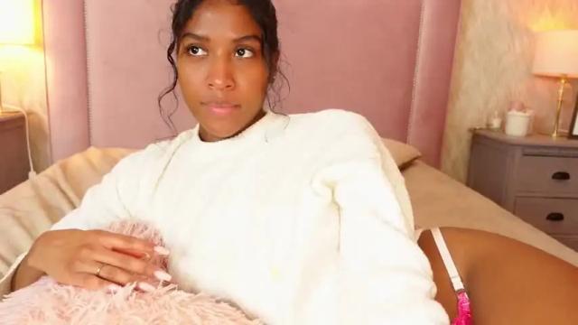 Thumbnail 1, crystalmartinez_'s Stream at Chaturbate, 19 months ago