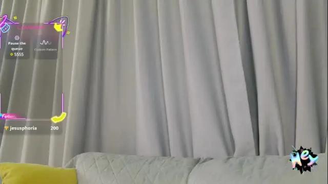 Image 2 of crystalmoon___ Stream on Chaturbate on 19 days ago