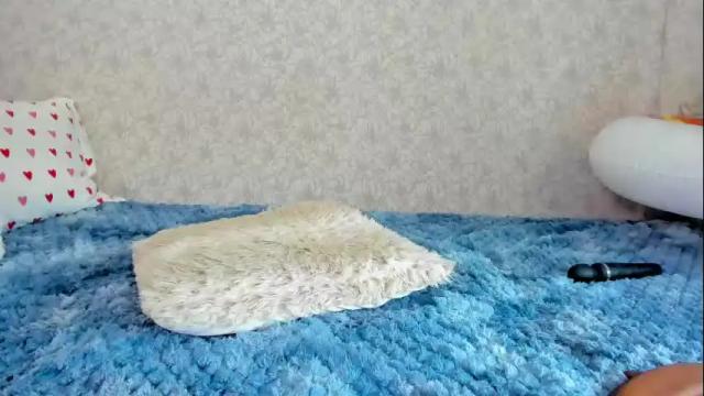 Image 6 of crystalnut Stream on Chaturbate on 1 month ago