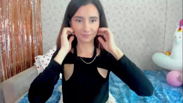 Image 8 of crystalnut Stream on Chaturbate on 1 month ago