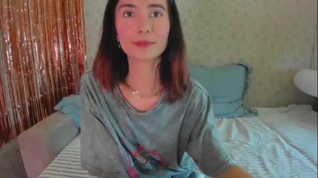 Image 11 of crystalnut Stream on Chaturbate on 13 days ago