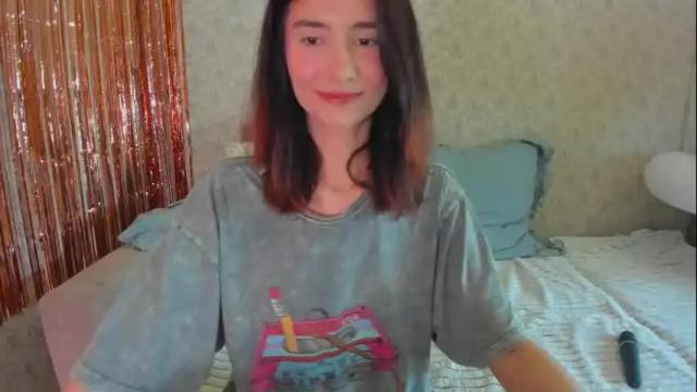 Image 7 of crystalnut Stream on Chaturbate on 13 days ago