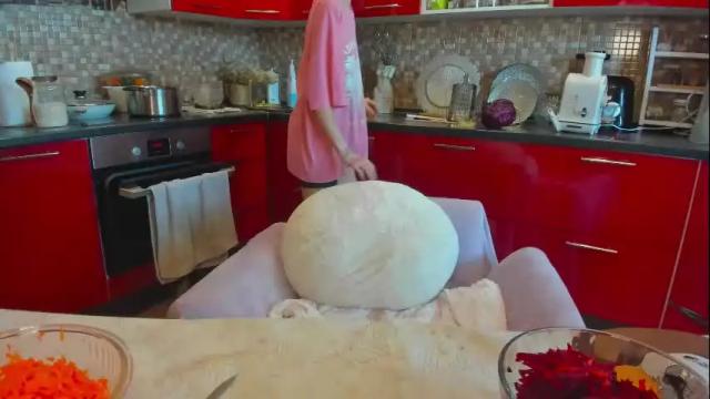 Image 3 of crystalnut Stream on Chaturbate on 14 days ago