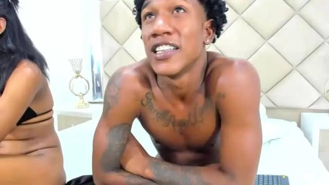 Image 11 of crystalross_ Stream on Chaturbate on 14 months ago