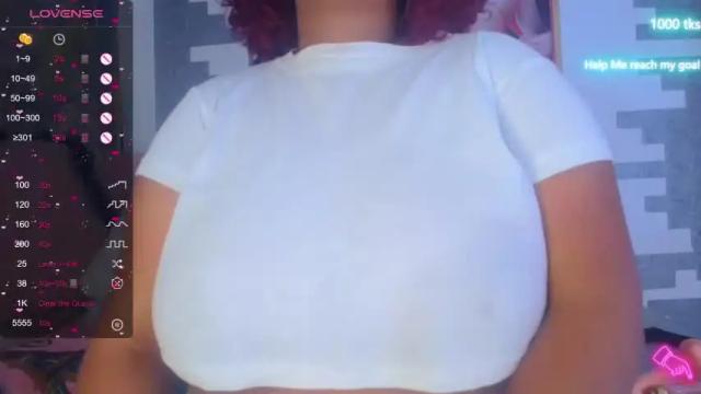 Image 3 of crystalteller_ Stream on Chaturbate on 19 months ago