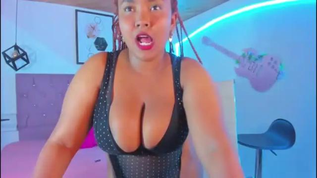 Image 2 of crystalteller__ Stream on Chaturbate on 17 months ago