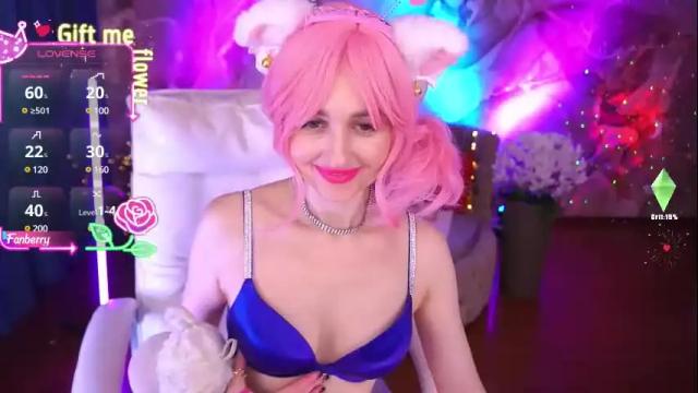 Image 4 of crystaltiffanyy Stream on Chaturbate on 1 month ago