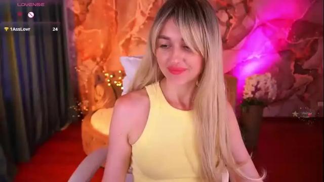 Thumbnail 3, crystaltiffanyy's Stream at Chaturbate, 12 hours ago