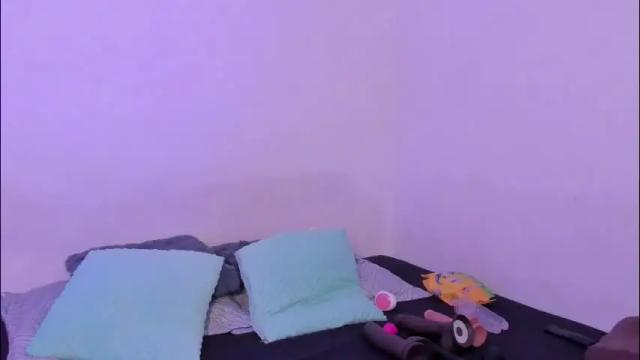 Image 6 of crystalvazquez Stream on Chaturbate on 2 months ago