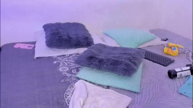 Image 7 of crystalvazquez Stream on Chaturbate on 2 months ago