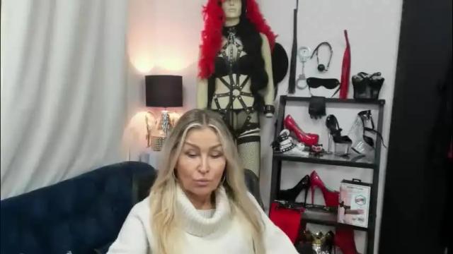 Thumbnail 1, crystalxohotty's Stream at Chaturbate, 1 month ago