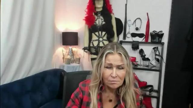 Thumbnail 2, crystalxohotty's Stream at Chaturbate, 1 month ago