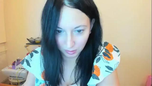 Image 4 of cuckqueenxxl Stream on Chaturbate on 1 month ago
