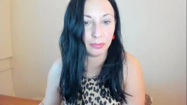 Image 2 of cuckqueenxxl Stream on Chaturbate on 25 days ago