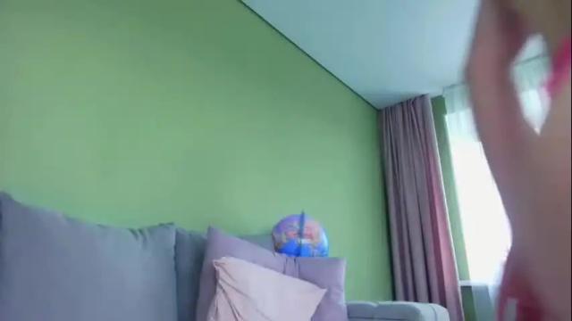 Image 2 of cuddle_kitten Stream on Chaturbate on 5 days ago