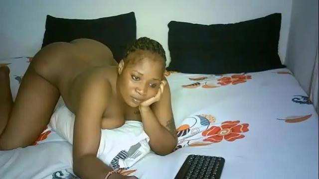 Thumbnail 1, cuddlecanvas5's Stream at Chaturbate, 6 months ago