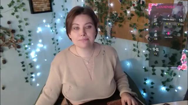 Image 3 of cuddlieschris Stream on Chaturbate on 4 months ago