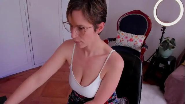 Thumbnail 1, cuddlingbunnny's Stream at Chaturbate, 13 days ago