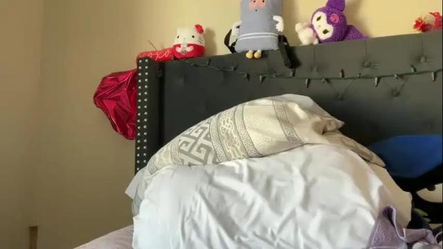 Image 11 of cum2charmxx Stream on Chaturbate on 1 day ago