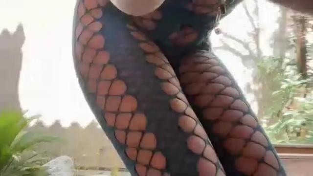 Image 8 of cum2charmxx Stream on Chaturbate on 1 month ago
