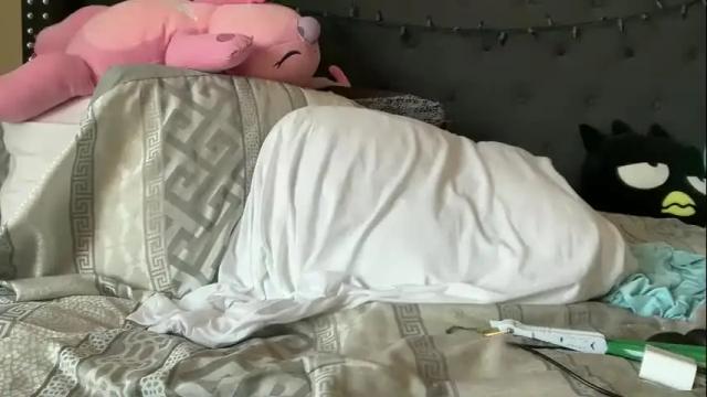 Image 10 of cum2charmxx Stream on Chaturbate on 2 months ago