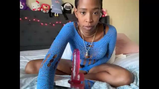 Image 7 of cum2charmxx Stream on Chaturbate on 1 month ago