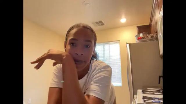 Image 12 of cum2charmxx Stream on Chaturbate on 1 month ago