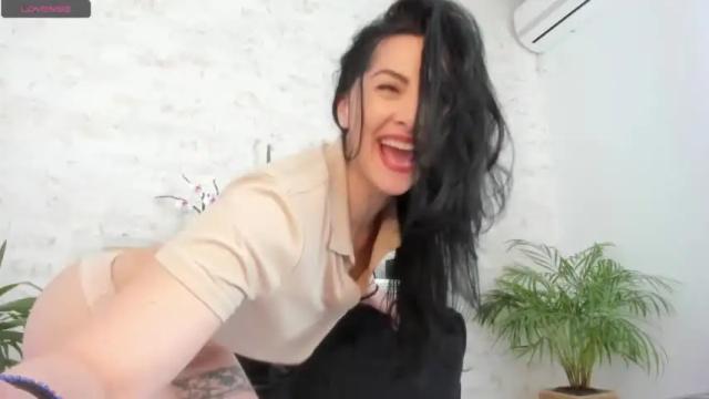 Image 8 of cum4myass Stream on Chaturbate on 13 months ago