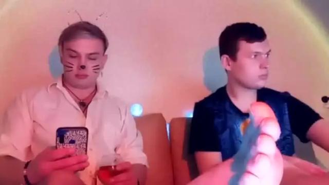 Image 11 of cum_beloved Stream on Chaturbate on 16 months ago
