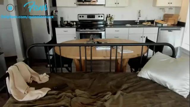 Image 11 of cum_with_quinn Stream on Chaturbate on 23 days ago