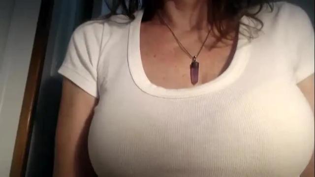 Image 6 of cumm4heather Stream on Chaturbate on 16 days ago