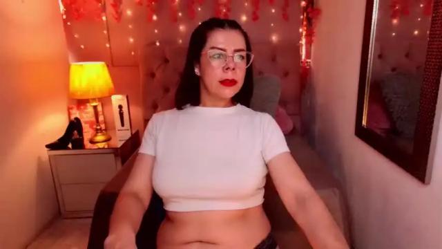 Image 12 of cumming_loving Stream on Chaturbate on 13 months ago