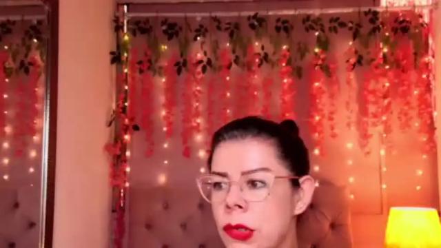 Image 4 of cumming_loving Stream on Chaturbate on 13 months ago