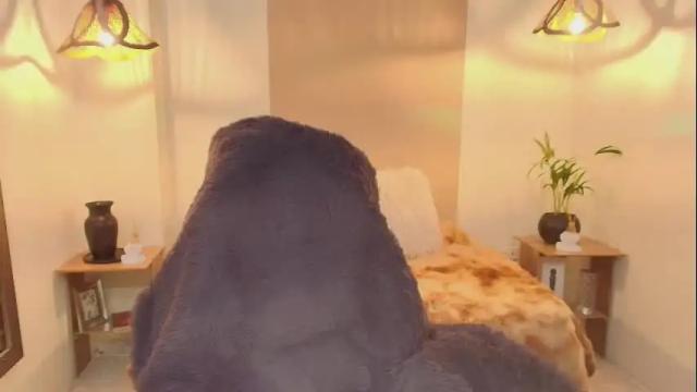 Image 3 of cumming_loving Stream on Chaturbate on 14 days ago