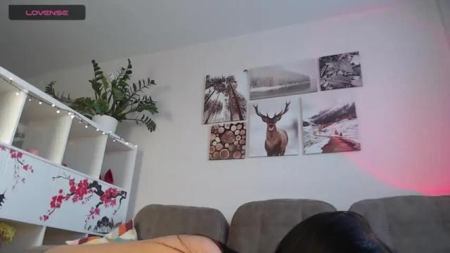 Image 8 of cumonclit Stream on Chaturbate on 18 months ago