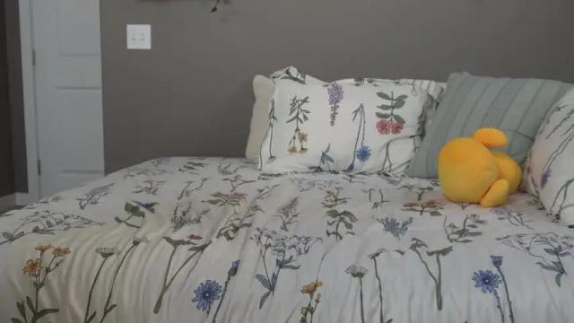 Thumbnail 2, cumplaycouple's Stream at Chaturbate, 1 month ago