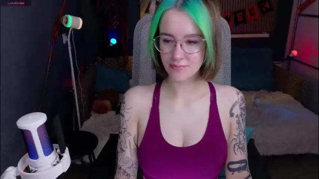 Thumbnail 2, cumpotikeve's Stream at Chaturbate, 1 month ago