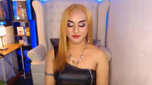 Image 10 of cumshooterts Stream on Chaturbate on 15 months ago