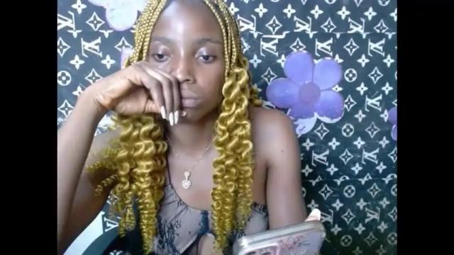 Image 4 of cupidxdoll Stream on Chaturbate on 1 month ago
