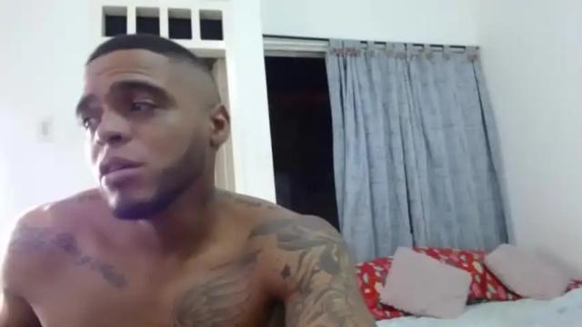 Image 2 of cuplex_hotlatina94 Stream on Chaturbate on 16 months ago
