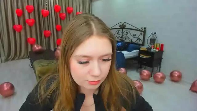 Image 3 of cupoflovee Stream on Chaturbate on 16 months ago