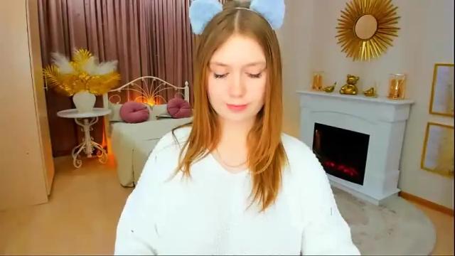 Image 4 of cupoflovee Stream on Chaturbate on 15 months ago