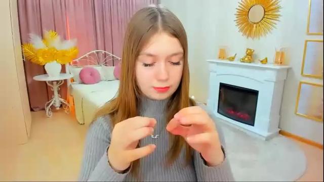 Image 6 of cupoflovee Stream on Chaturbate on 14 months ago