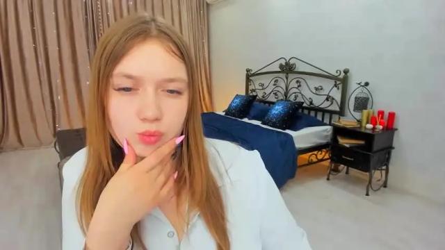 Image 8 of cupoflovee Stream on Chaturbate on 14 months ago