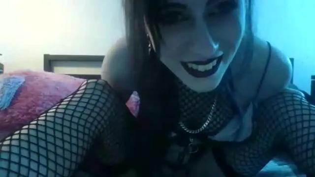 Thumbnail 1, curiouschloexox's Stream at Chaturbate, 16 months ago