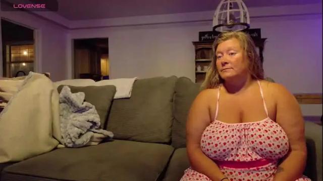 Thumbnail 1, curiouscouple3143's Stream at Chaturbate, 2 months ago