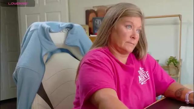 Image 3 of curiouscouple3143 Stream on Chaturbate on 1 month ago