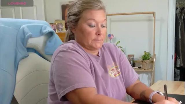 Image 2 of curiouscouple3143 Stream on Chaturbate on 1 month ago