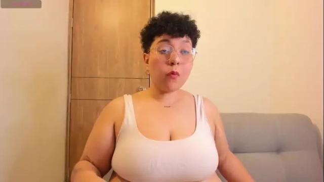 Thumbnail 1, curly_cam_queen's Stream at Chaturbate, 2 months ago