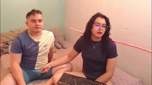 Image 2 of curlycool Stream on Chaturbate on 1 month ago